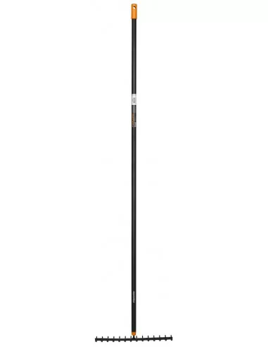 Grėblys dirvai Solid, Fiskars
