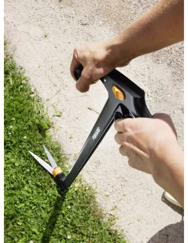 Žirklės žolei su specialia pavara GS46, ilgos, Fiskars