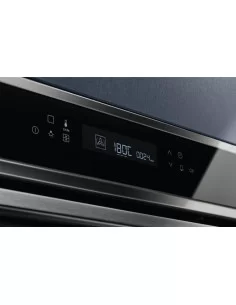 Montuojama orkaitė su pirolize Electrolux EOE7P31X