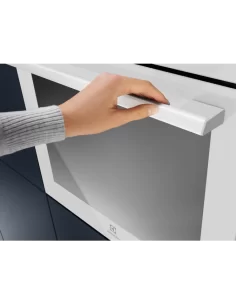 Baltos spalvos elektrinė orkaitė Electrolux EOF3H40BW