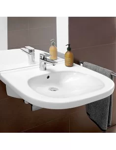 Praustuvas neįgaliesiems O. Novo ViCare 610x550 mm, Villeroy&Boch